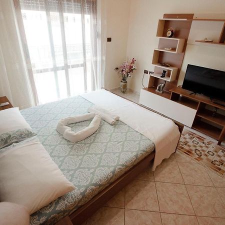 Artur'S Apartment 2 Gjirokastra Zewnętrze zdjęcie
