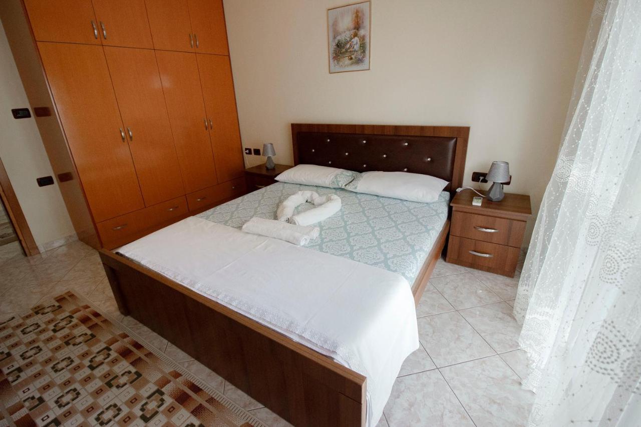 Artur'S Apartment 2 Gjirokastra Zewnętrze zdjęcie